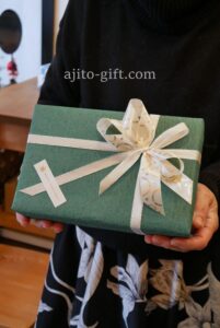 クリスマスプレゼントのゴルフポーチ