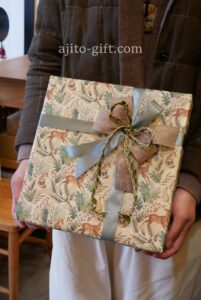 クリスマスプレゼントのトートバッグ