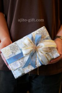 誕生日プレゼントの財布